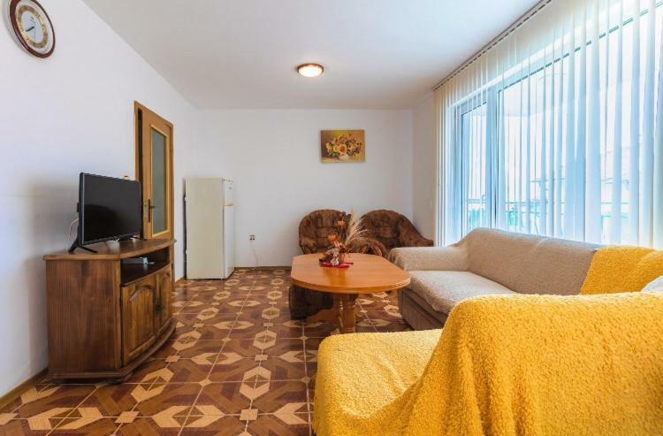Duplex Apartments Sveti Vlas Bagian luar foto